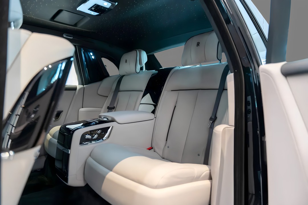 Rolls-Royce Phantom - foto 12
