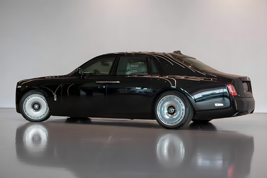 Rolls-Royce Phantom (3)