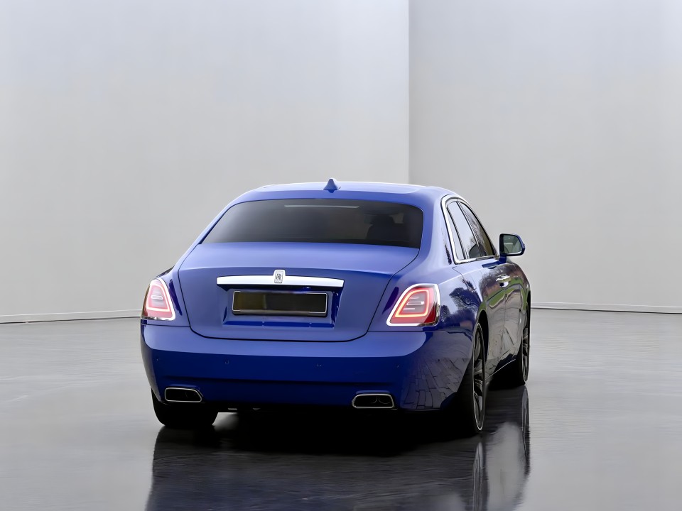 Rolls-Royce Ghost (4)