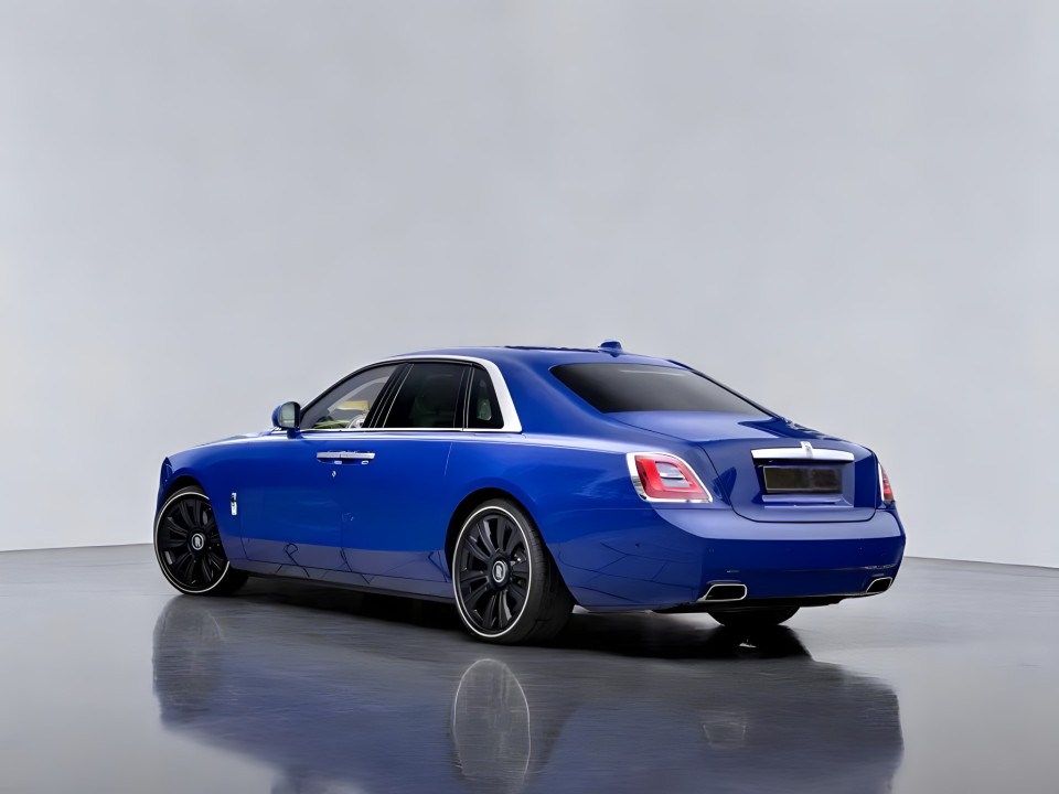 Rolls-Royce Ghost (5)