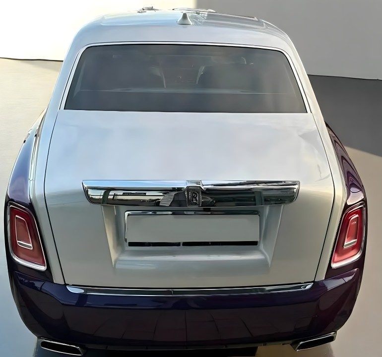 Rolls-Royce Phantom (5)