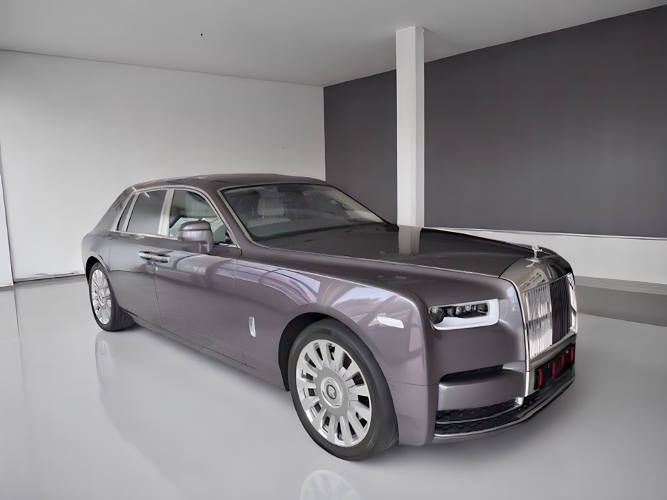 Rolls-Royce Phantom (3)