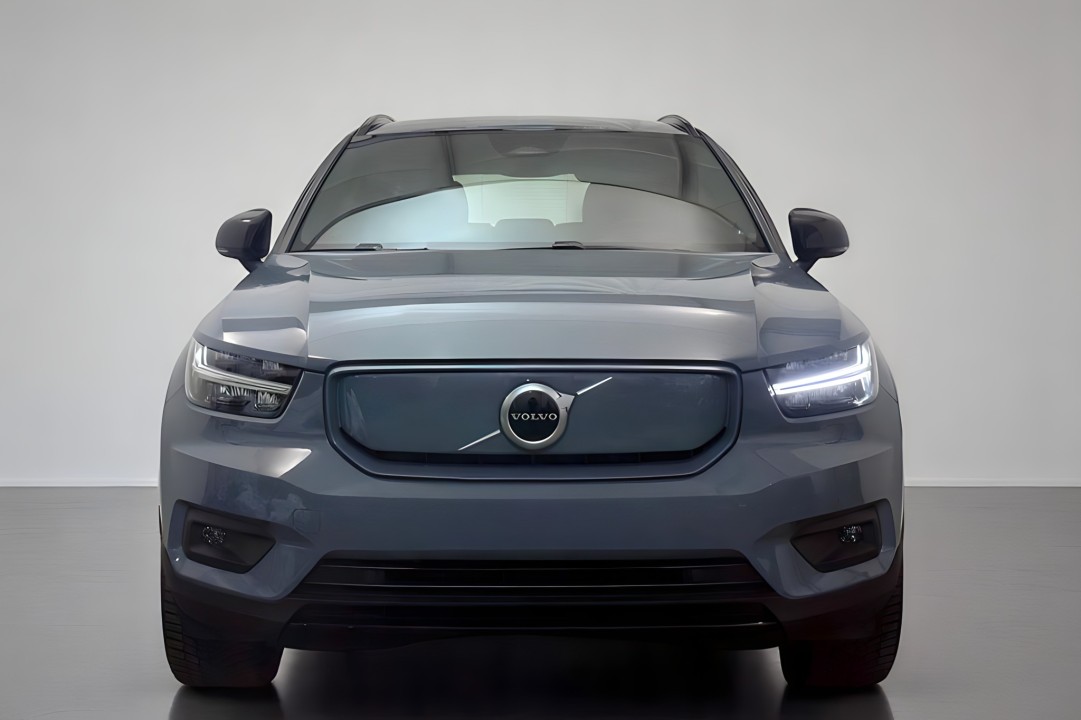 Volvo XC 40 (2)