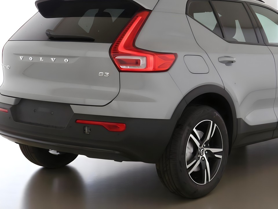 Volvo XC 40 B3 (4)