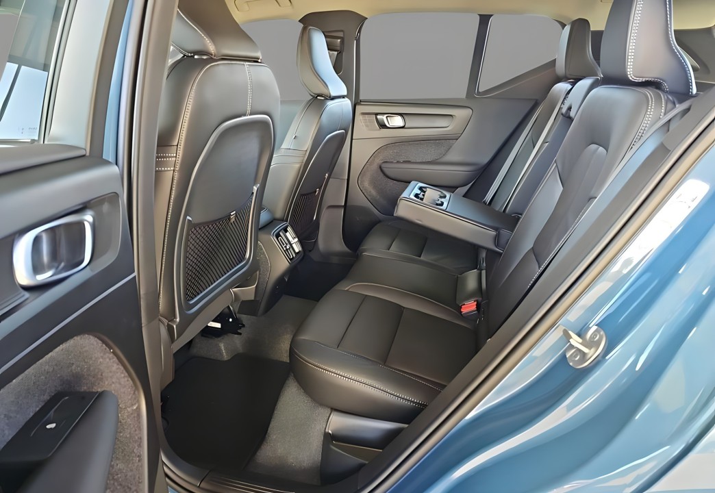 Volvo XC 40 B4 - foto 10