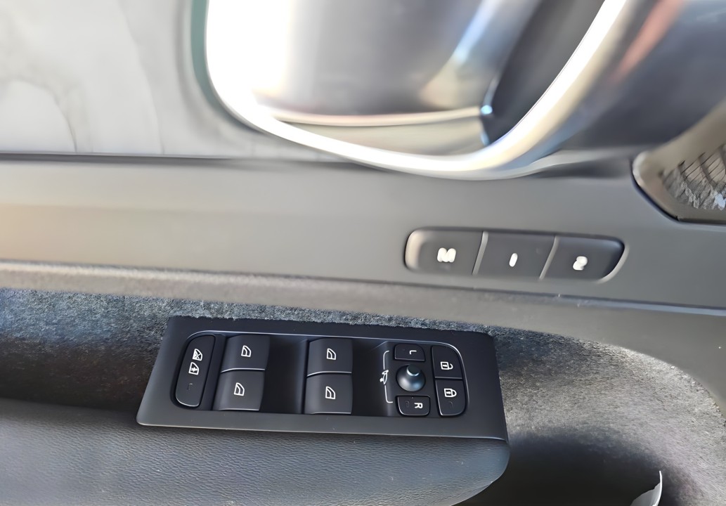 Volvo XC 40 B4 - foto 11
