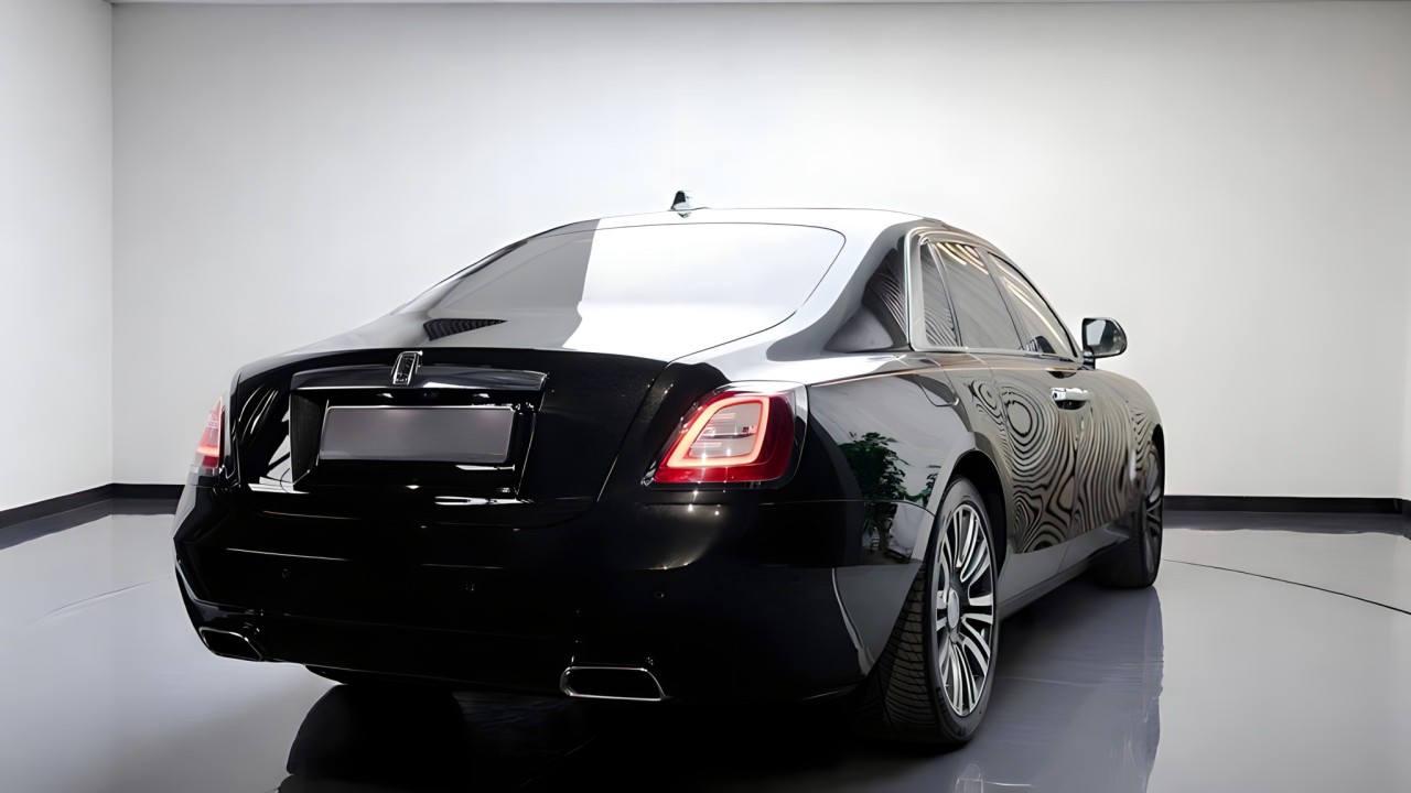 Rolls-Royce Ghost (2)