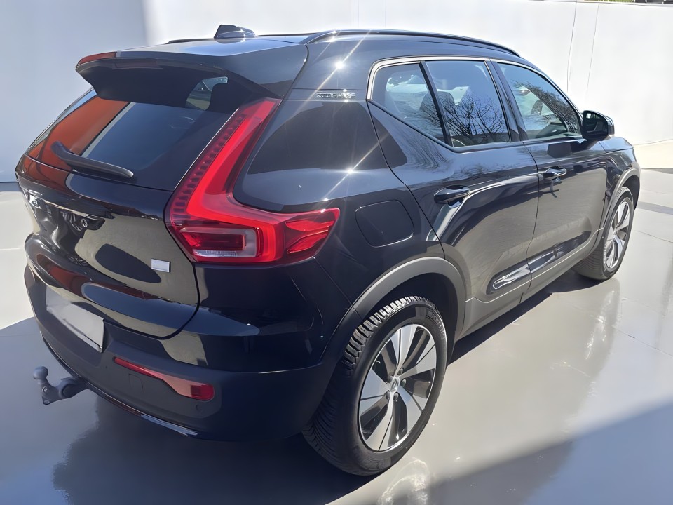 Volvo XC 40 T4 (3)