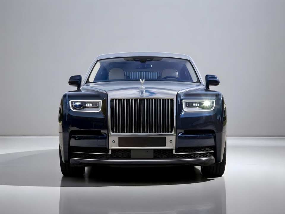 Rolls-Royce Phantom (2)