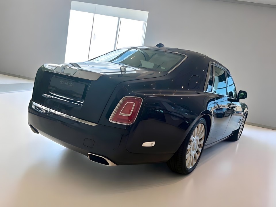 Rolls-Royce Phantom (3)