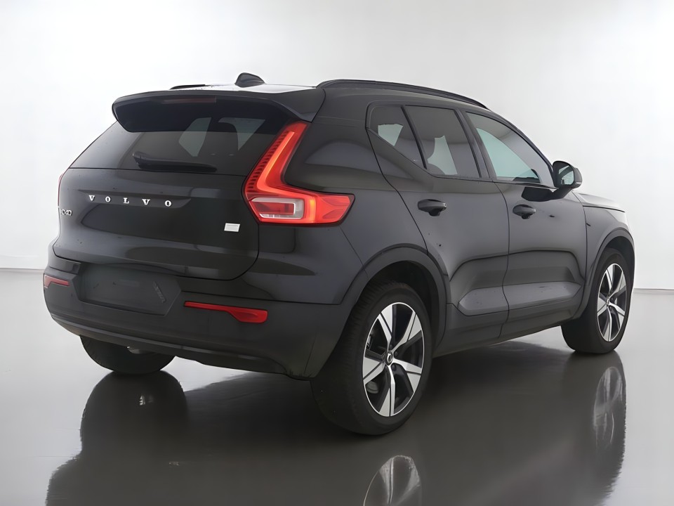 Volvo XC 40 (3)
