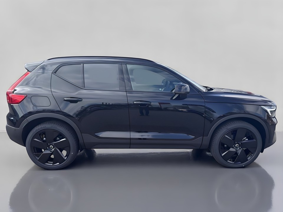 Volvo XC 40 B3 (3)