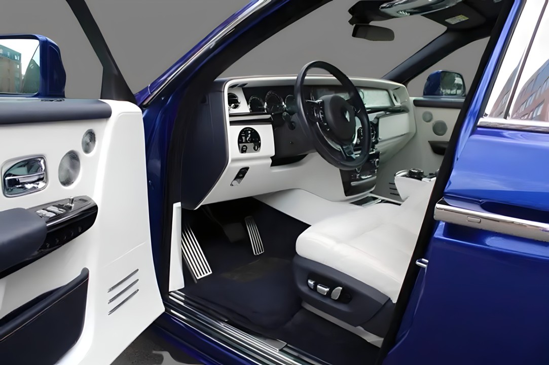 Rolls-Royce Phantom (5)