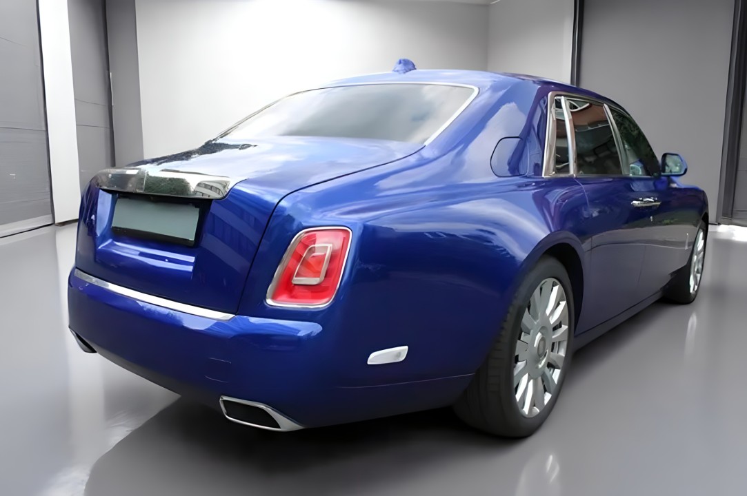 Rolls-Royce Phantom (2)