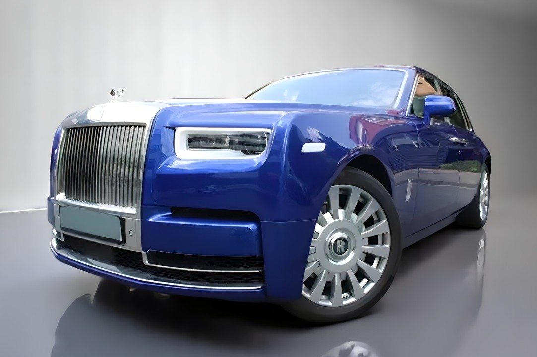 Rolls-Royce Phantom (4)