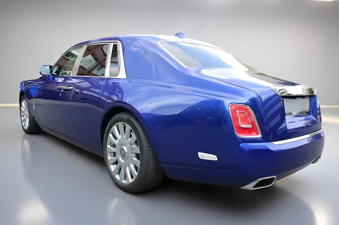 Rolls-Royce Phantom (3)
