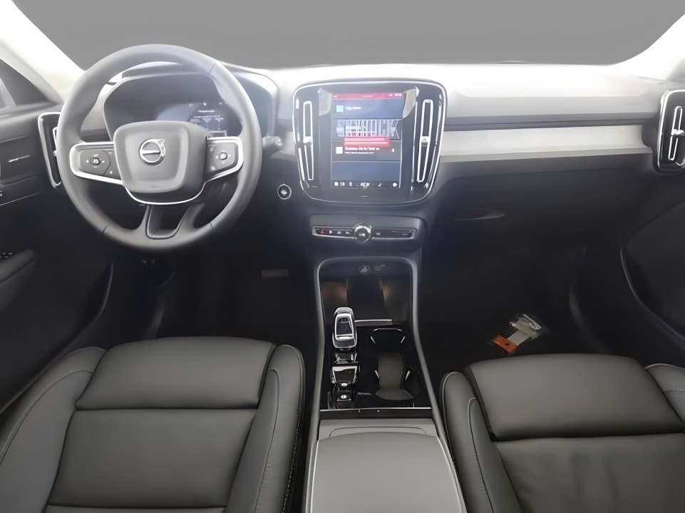 Volvo XC 40 (3)