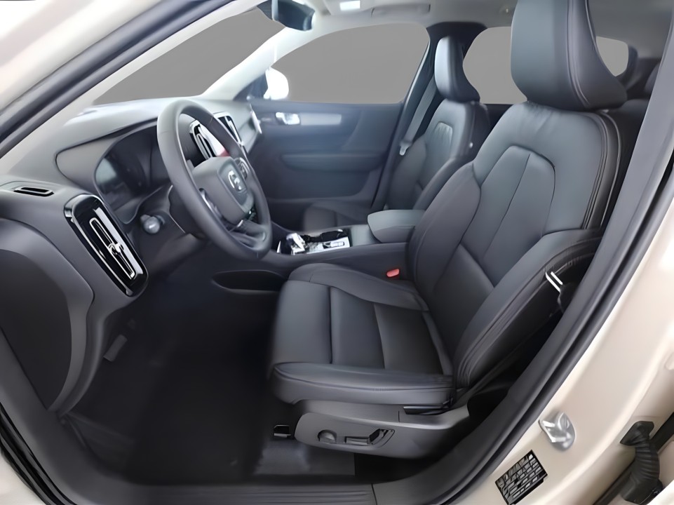 Volvo XC 40 (5)