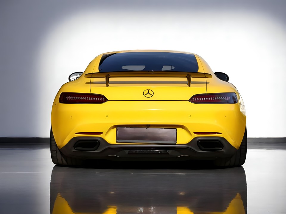 Mercedes-Benz AMG GT-S (4)