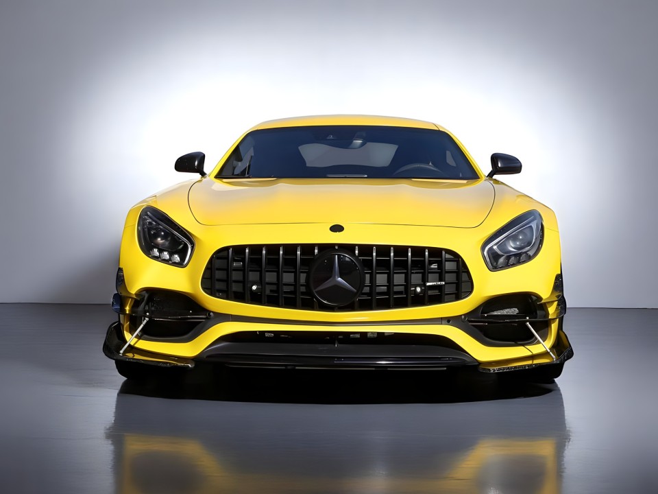 Mercedes-Benz AMG GT-S (2)