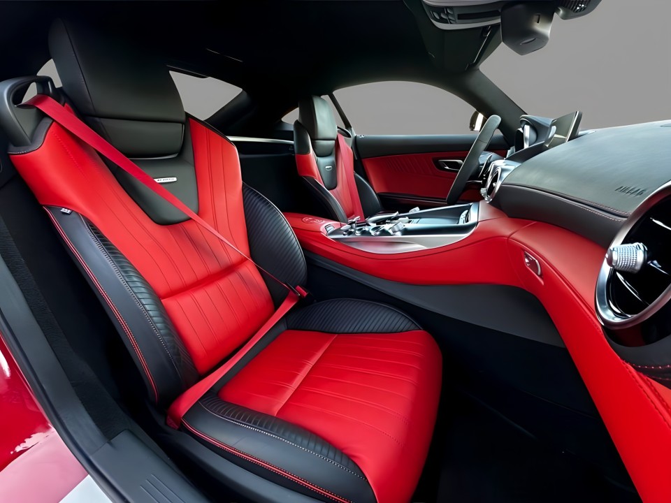 Mercedes-Benz AMG GT-S - foto 9
