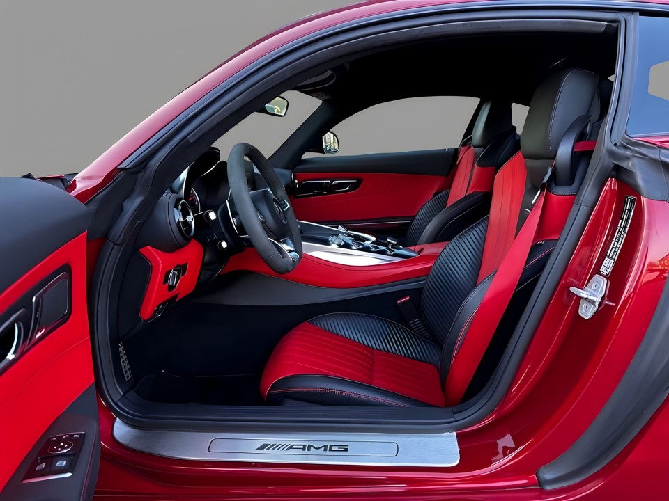 Mercedes-Benz AMG GT-S - foto 11
