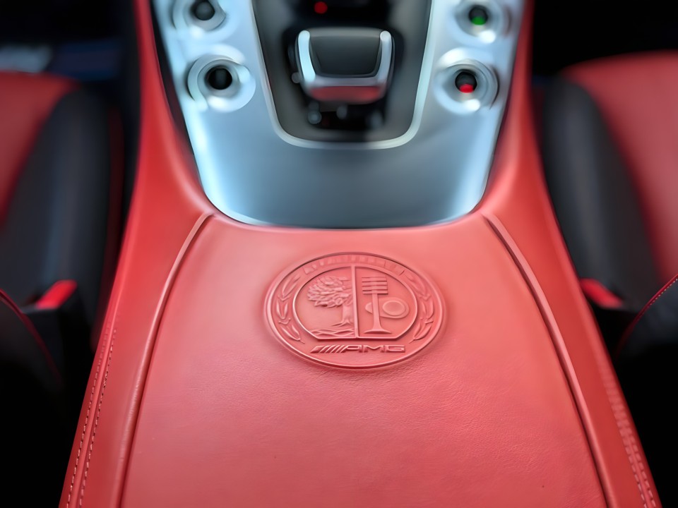 Mercedes-Benz AMG GT-S - foto 18
