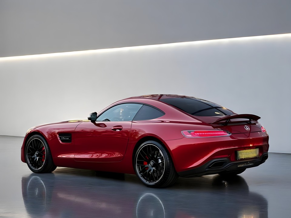 Mercedes-Benz AMG GT-S (5)