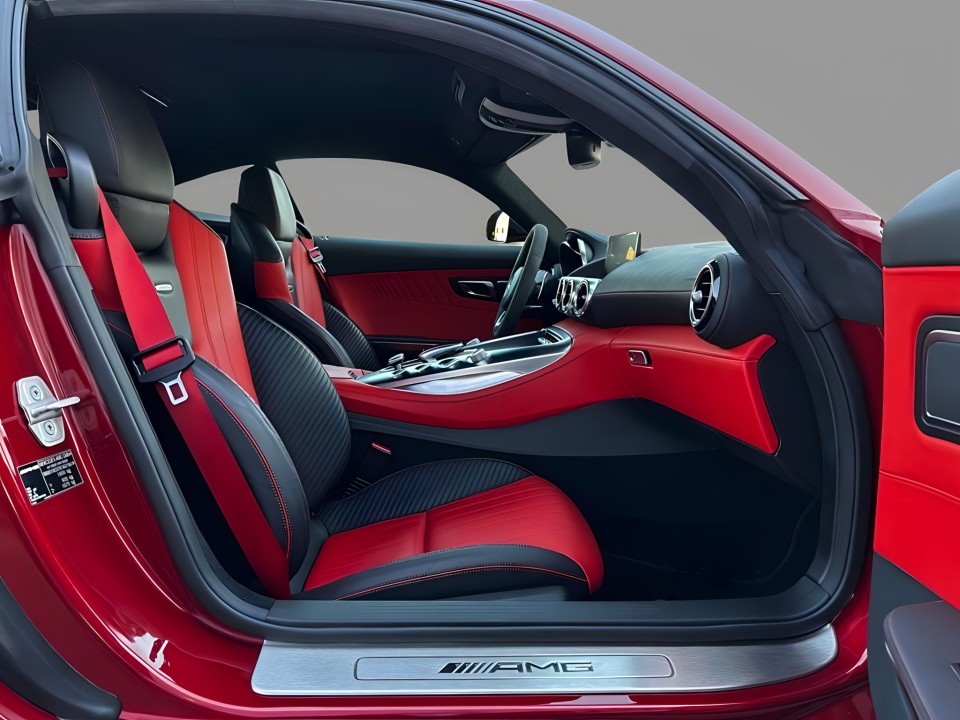 Mercedes-Benz AMG GT-S - foto 8