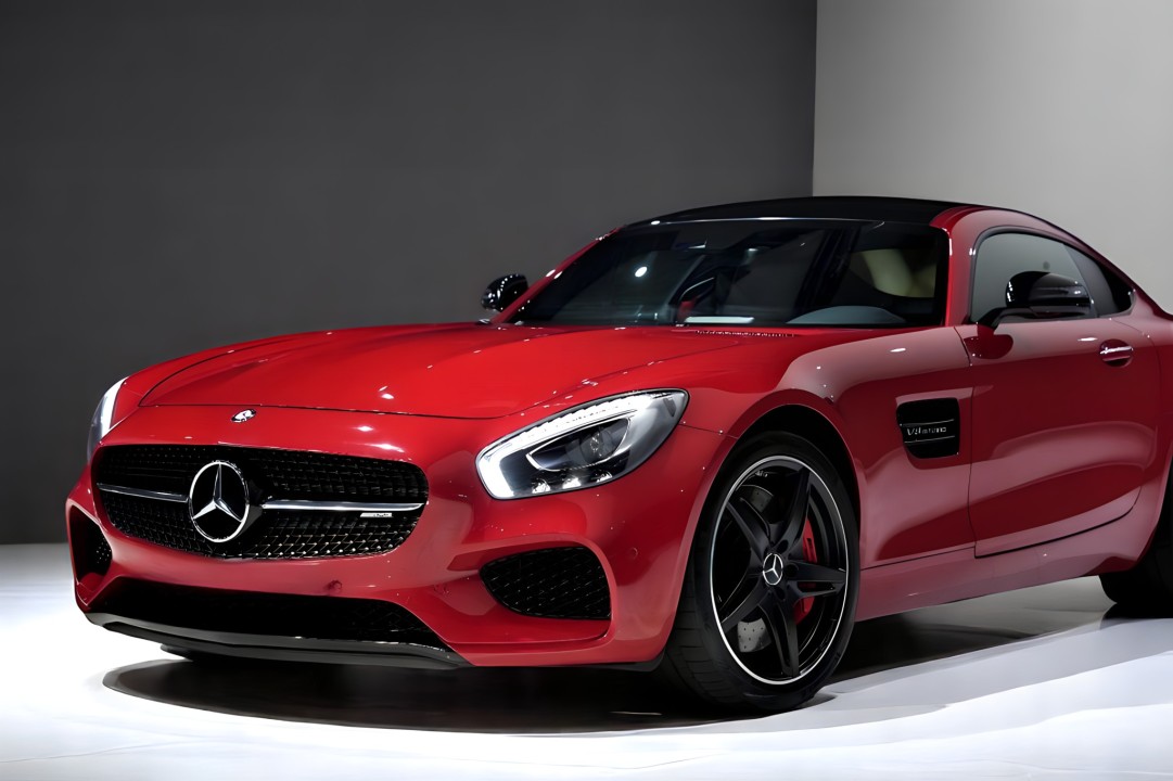 Mercedes-Benz AMG GT-S (2)