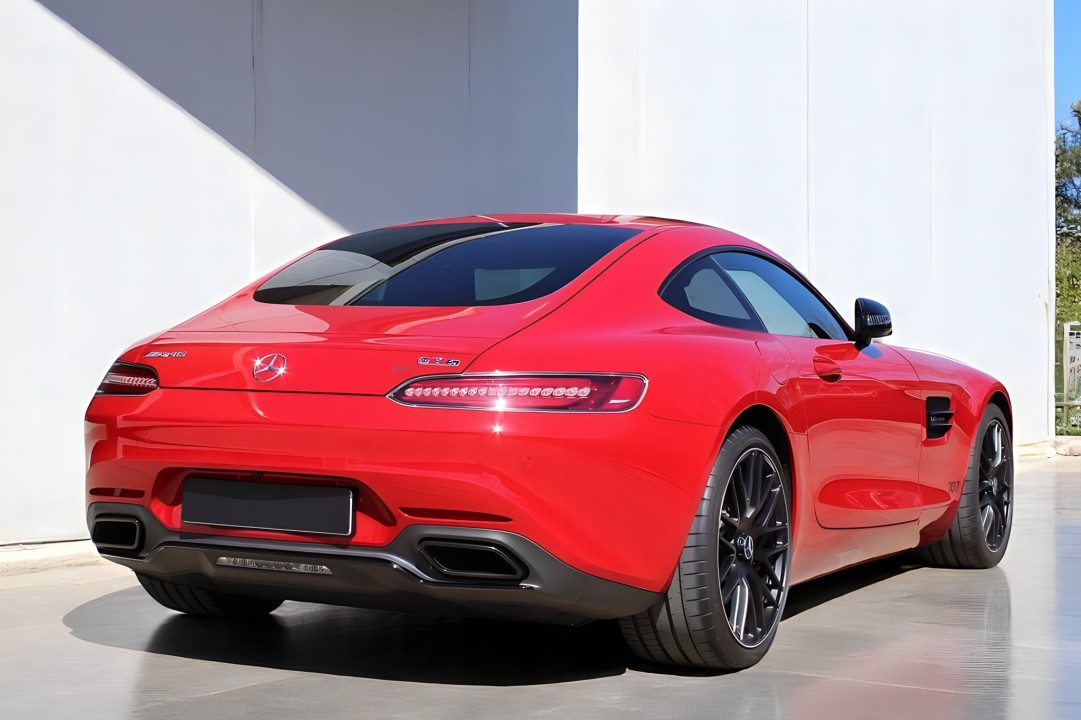 Mercedes-Benz AMG GT-S (3)