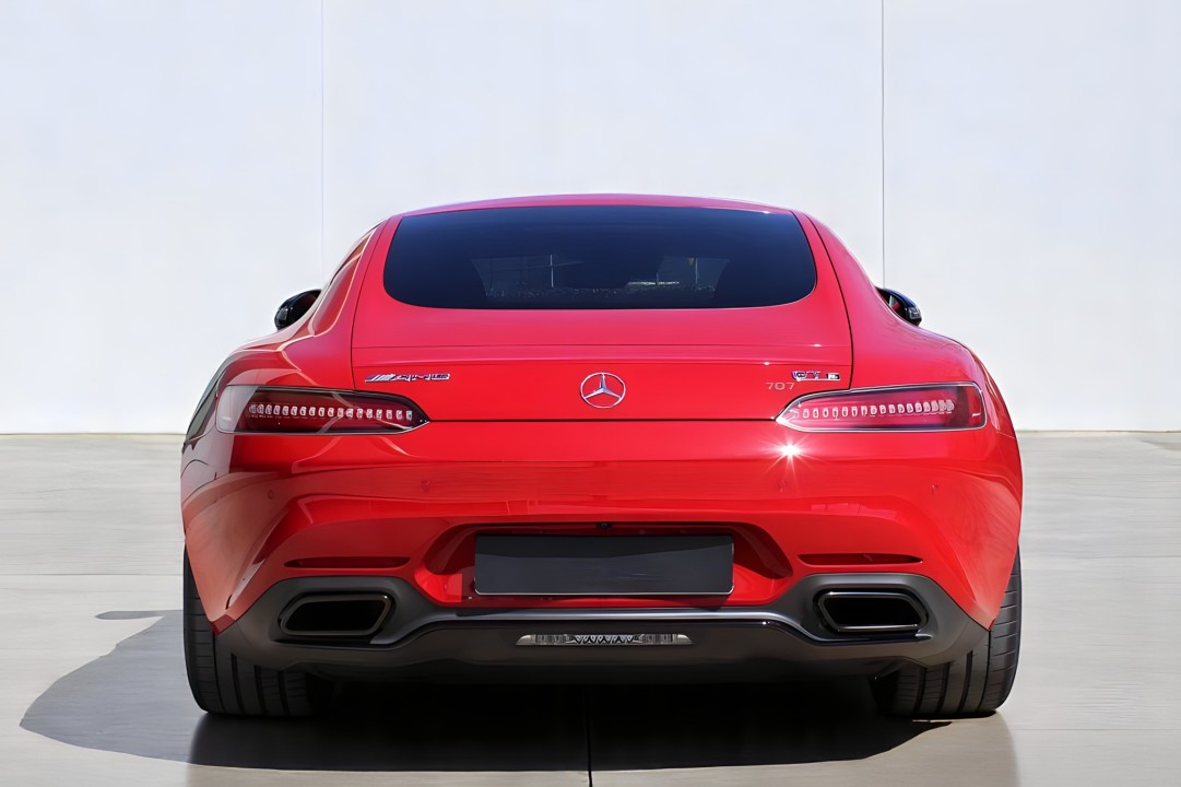 Mercedes-Benz AMG GT-S (4)