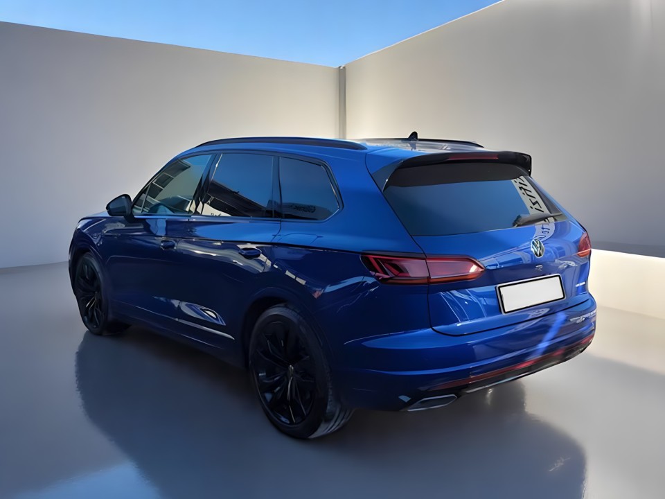 Volkswagen Touareg R TSI (4)