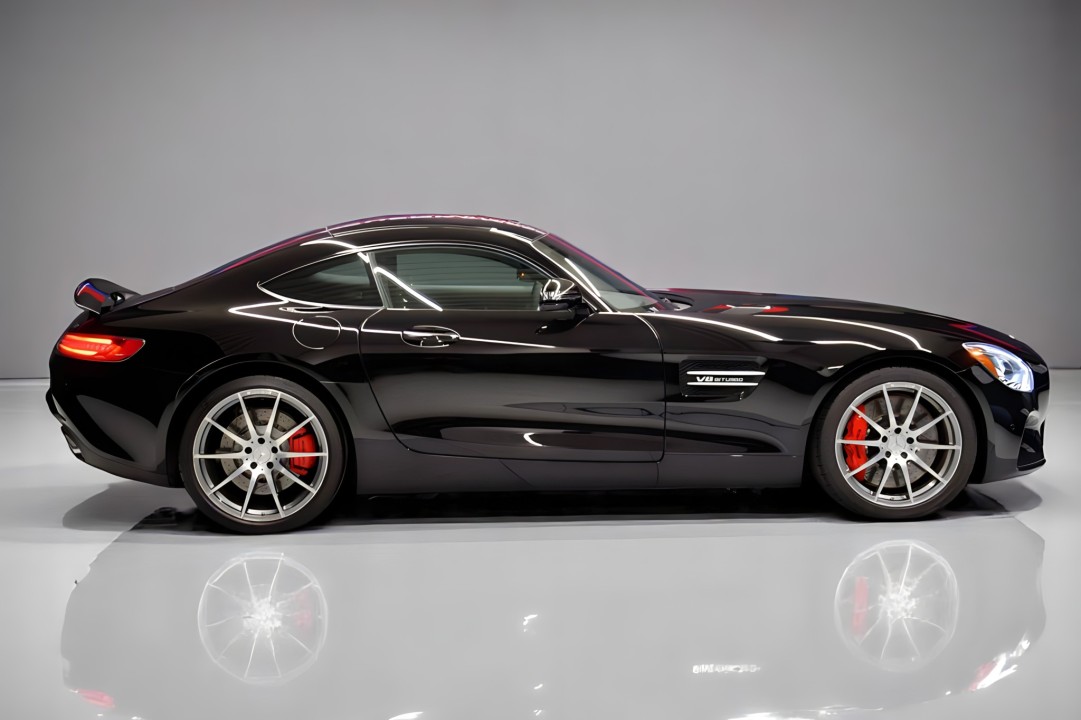 Mercedes-Benz AMG GT-S (2)