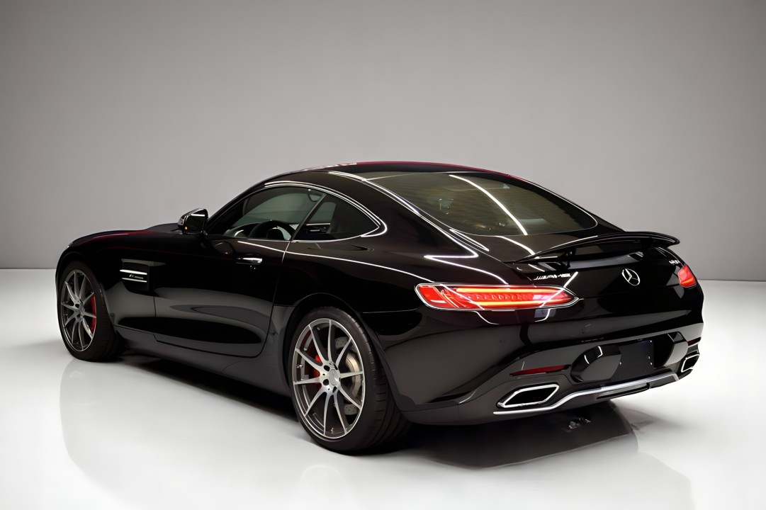 Mercedes-Benz AMG GT-S (4)