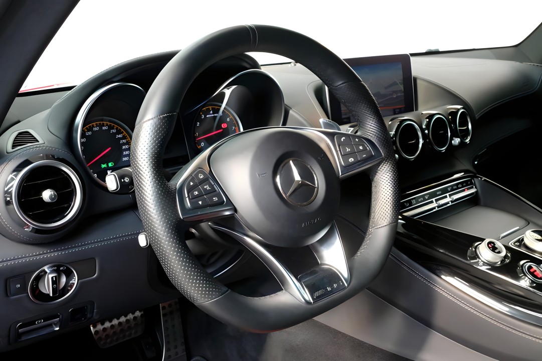 Mercedes-Benz AMG GT-S - foto 8