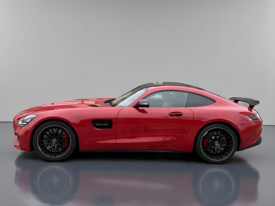 Mercedes-Benz AMG GT-S (2)