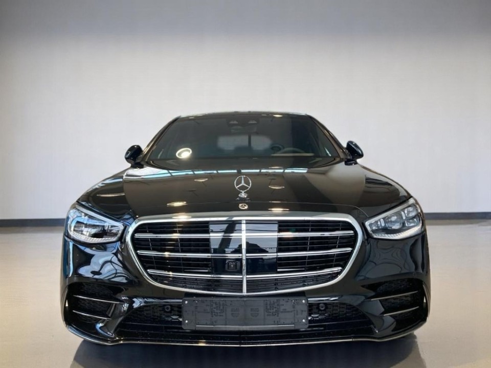 Mercedes-Benz S 580e 4MATIC Long AMG Line (2)