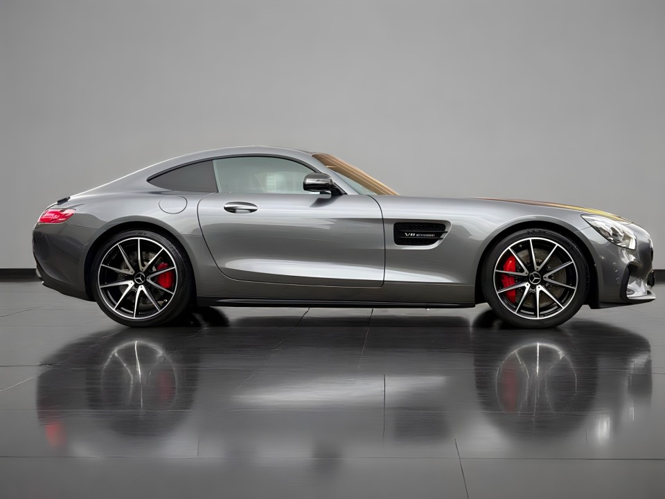 Mercedes-Benz AMG GT-S (3)