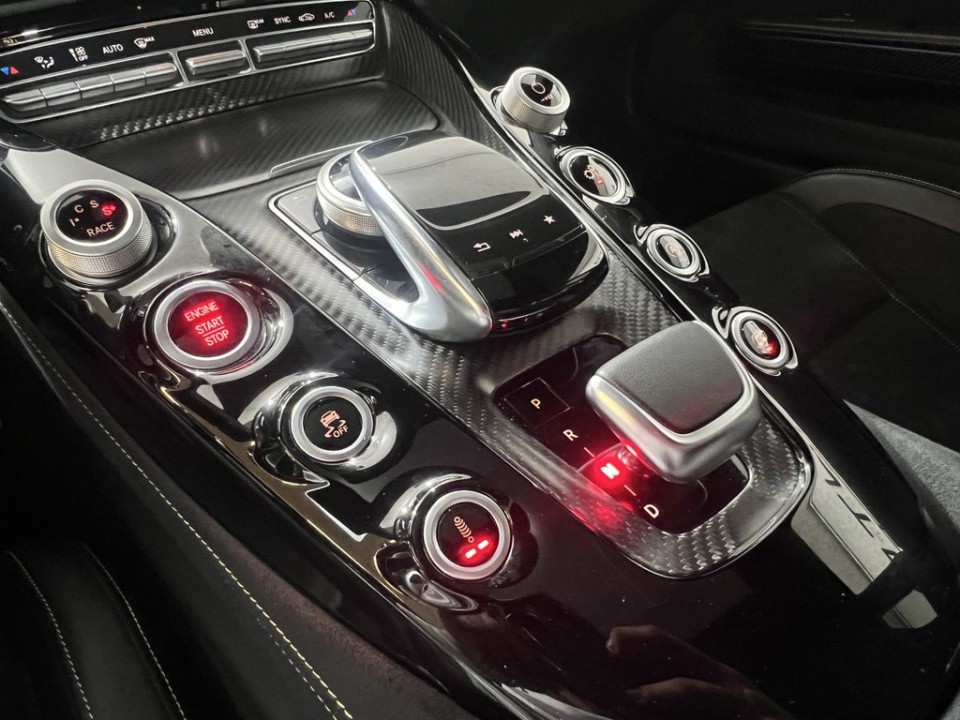 Mercedes-Benz AMG GT-S - foto 21