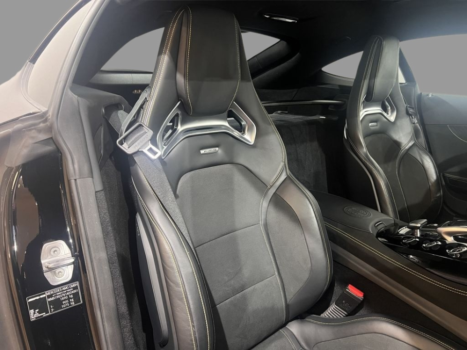 Mercedes-Benz AMG GT-S - foto 13