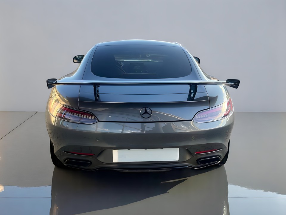 Mercedes-Benz AMG GT-S (4)