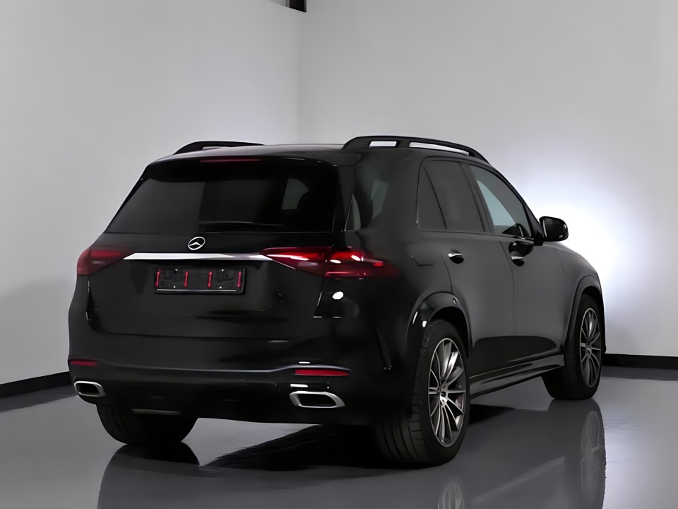 Mercedes-Benz GLE 450d 4Matic AMG (2)