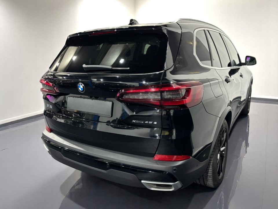 BMW X5 xDrive 45e (3)