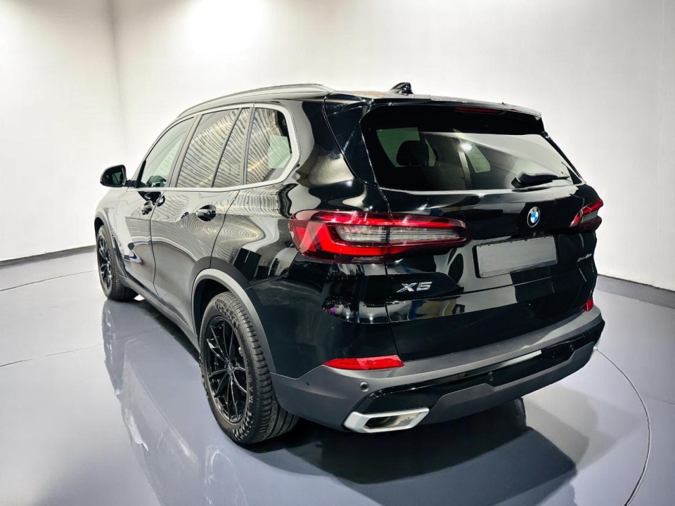 BMW X5 xDrive 45e (4)