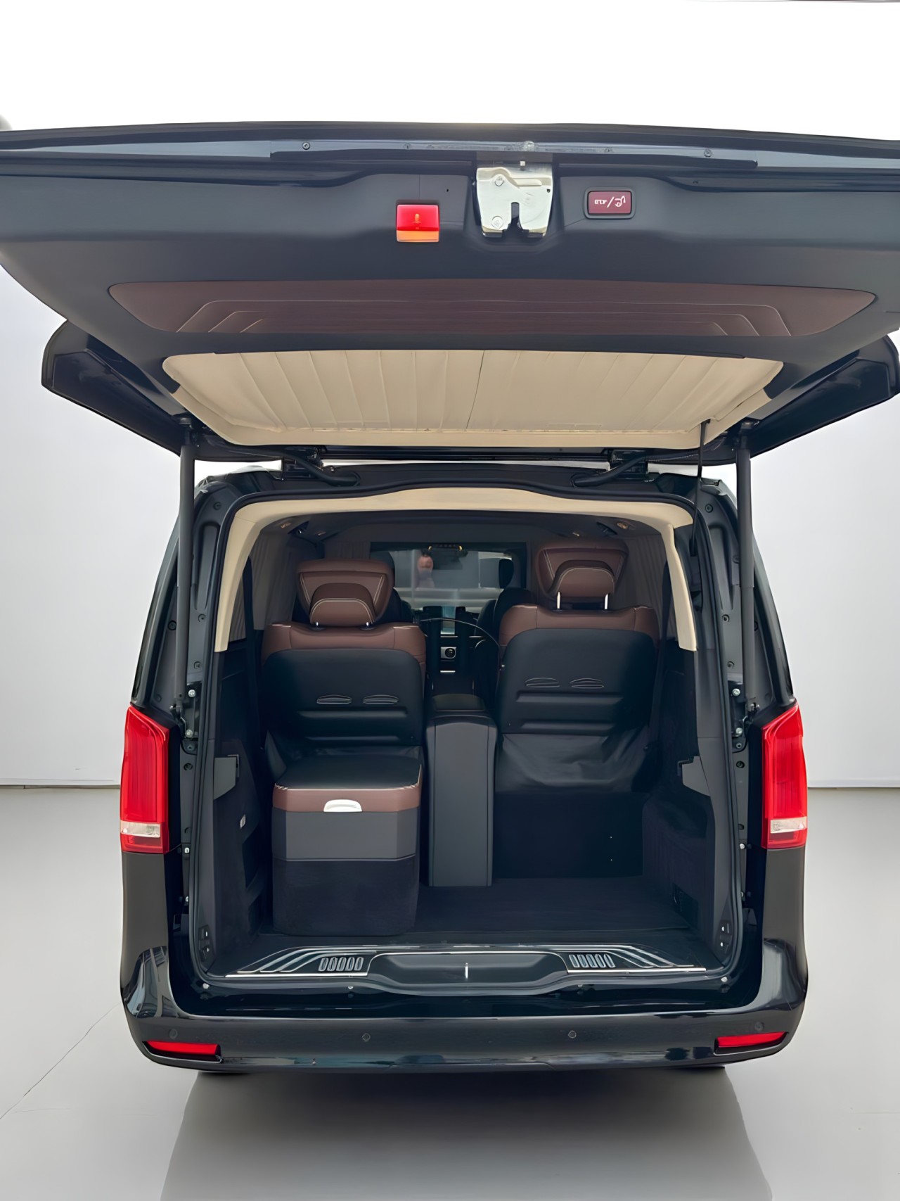 Mercedes-Benz V 300d 4MATIC (5)