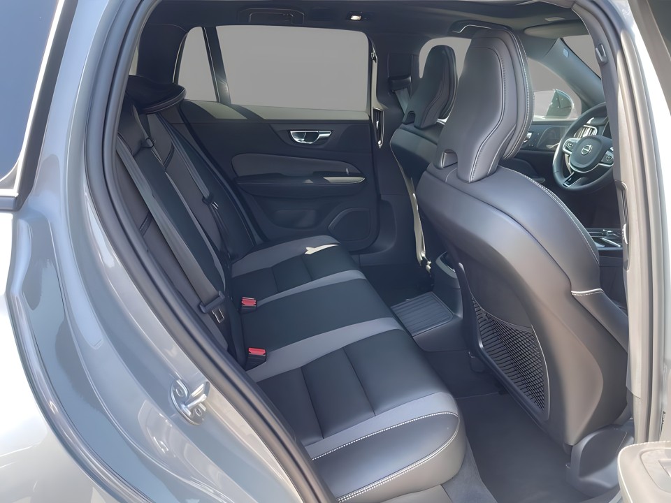 Volvo V60 T6 Recharge AWD Plus Dark - foto 7