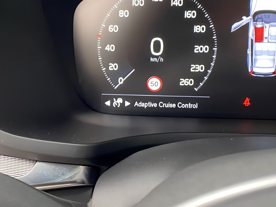 Volvo V60 T6 Recharge AWD R-Design - foto 10
