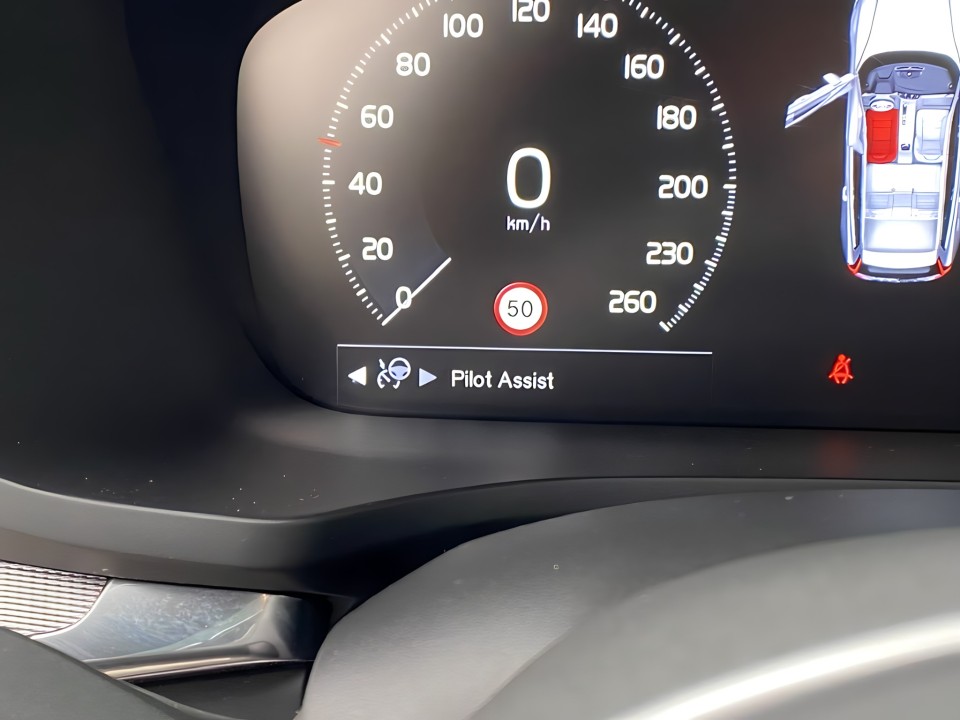 Volvo V60 T6 Recharge AWD R-Design - foto 11