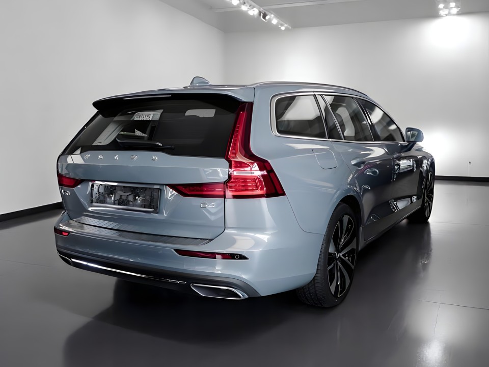 Volvo V60 B4 Inscription (2)